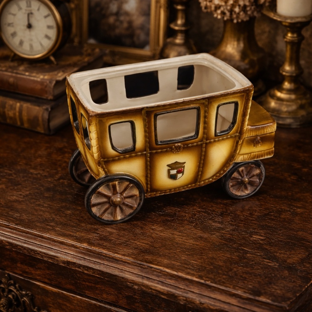Vintage 50s Ceramic Royal Coach Valet By Swank Dresser Caddy or Planter